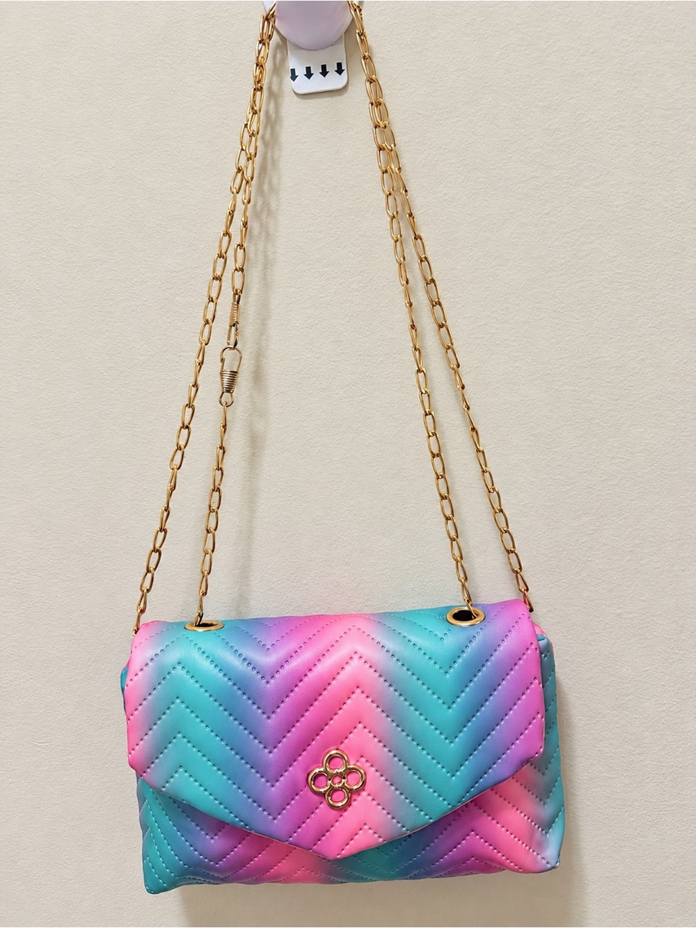 Quilted Gradient Chain Shoulder Bag - Pink & Blue - Picture 3 of 3
